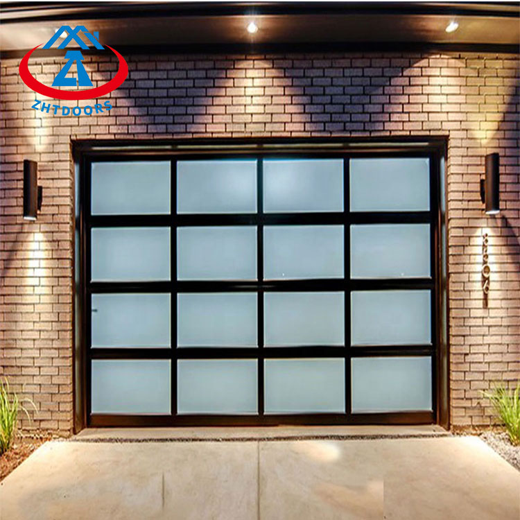 Electric perspective flip plate garage door