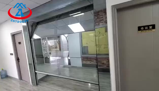 product-Vertical Hydraulic Bifold Garage Doors-Zhongtai-img