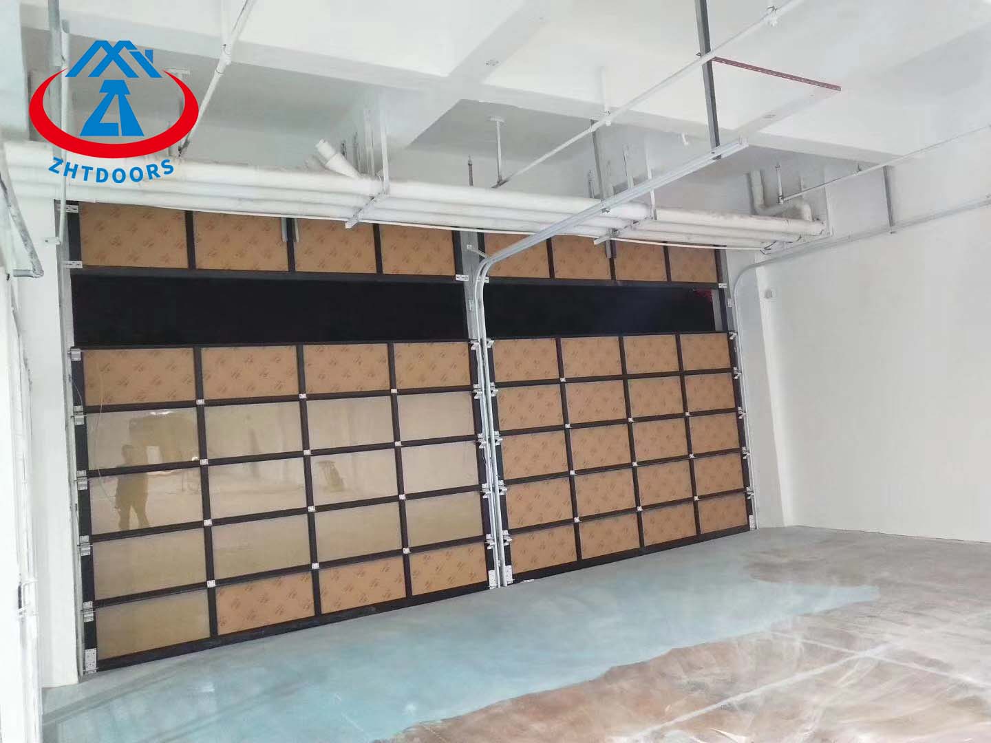 Custom Pattern Hurricane Resistant Garage Door